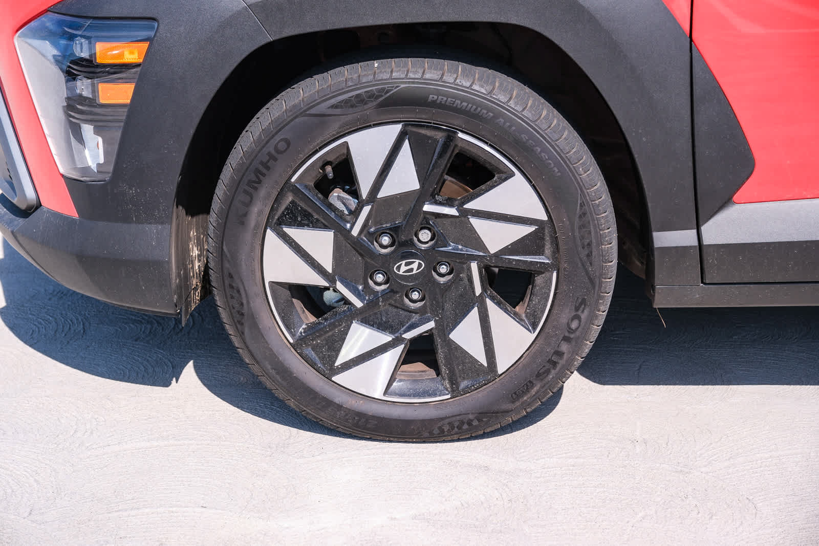 Used 2024 Hyundai Kona SEL w/ Convenience Package FWD image 10