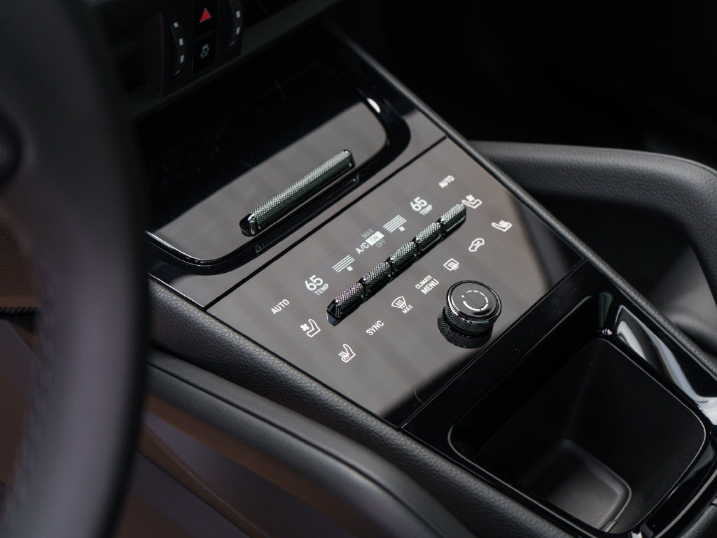 New 2026 Porsche Cayenne AWD/4WD image 28