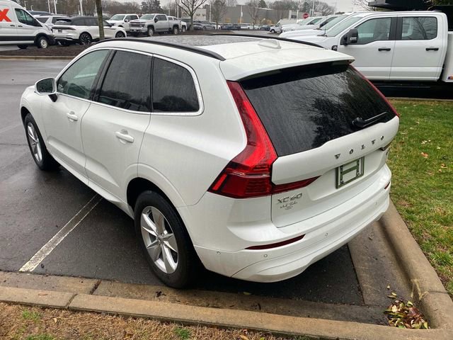 Used 2022 Volvo XC60 B5 Momentum image 31