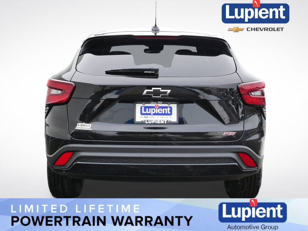 New 2026 Chevrolet Trax RS w/ Sunroof Package image 5
