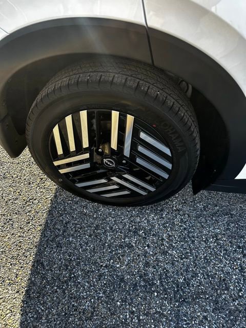 New 2026 Nissan Leaf SV+ w/ Floor Mat Package (SV+) image 12