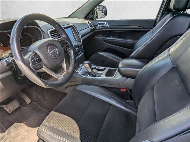 Used 2017 Jeep Grand Cherokee Altitude image 13