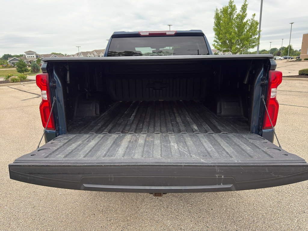 Used 2022 Chevrolet Silverado 1500 LT Trail Boss w/ Bed Protection Package AWD/4WD image 15