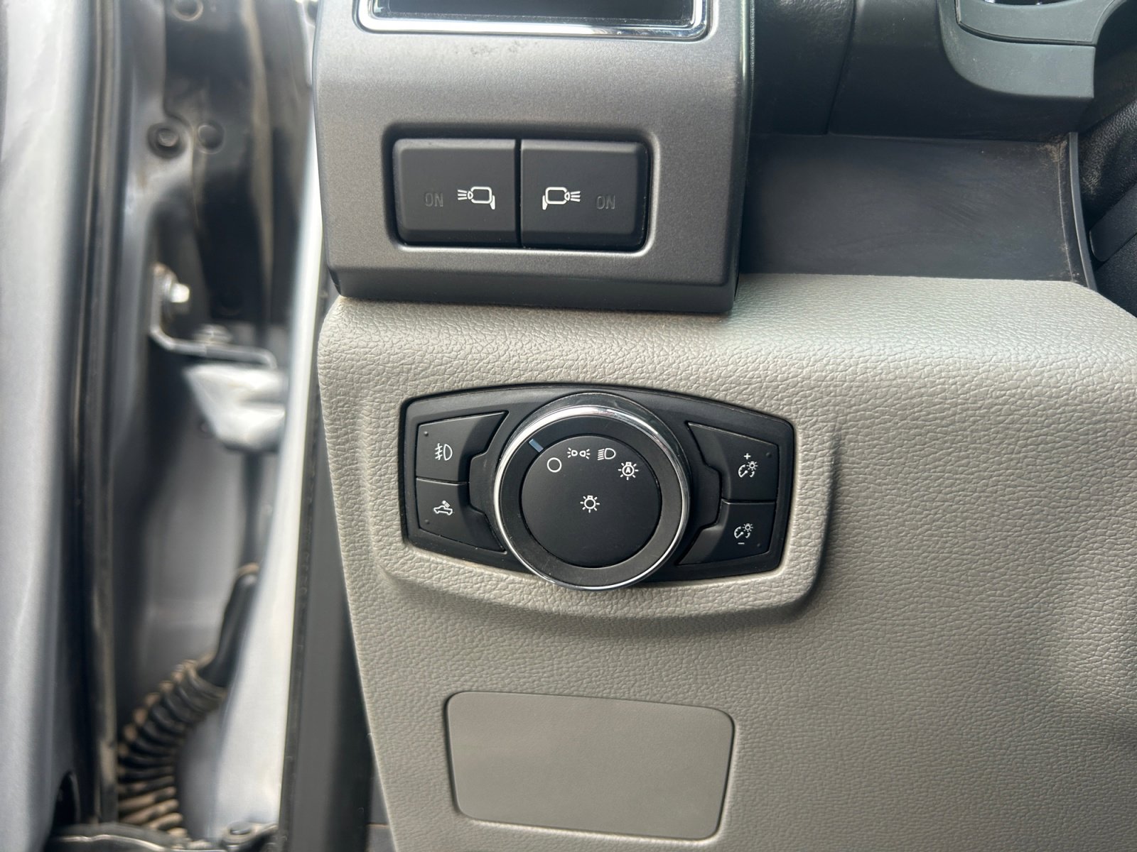 Used 2022 Ford F450 XLT w/ XLT Premium Package image 23