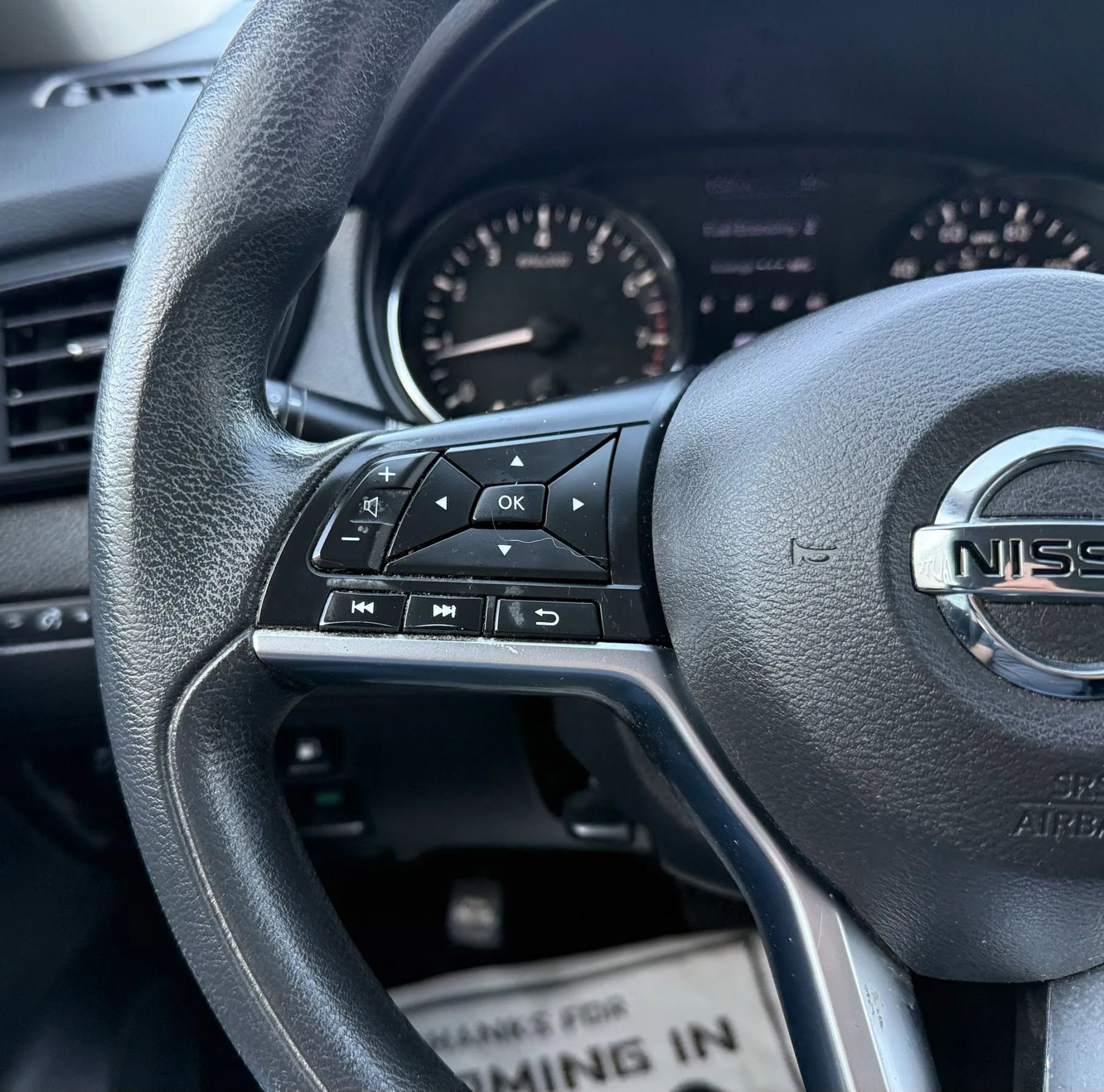 Used 2018 Nissan Rogue S image 12