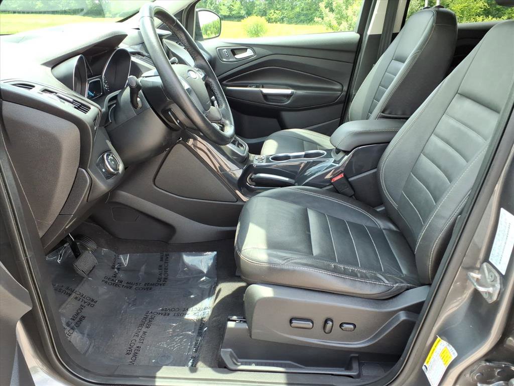 Used 2014 Ford Escape Titanium w/ Equipment Group 401A FWD image 23