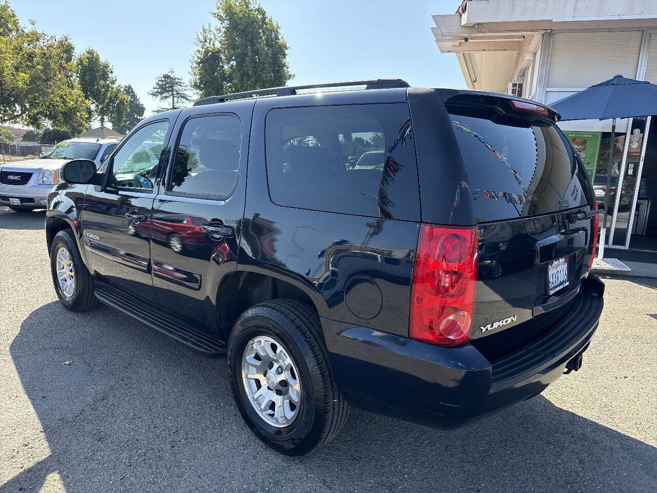 Used 2007 GMC Yukon SLE image 8