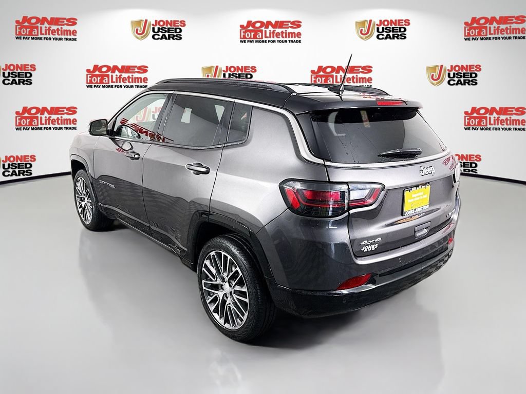 Used 2023 Jeep Compass Limited w/ Elite Group AWD/4WD image 2