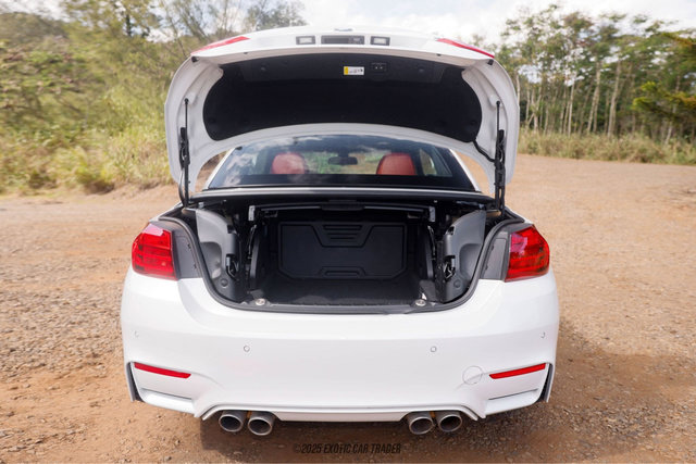 Used 2015 BMW M4 Convertible image 19