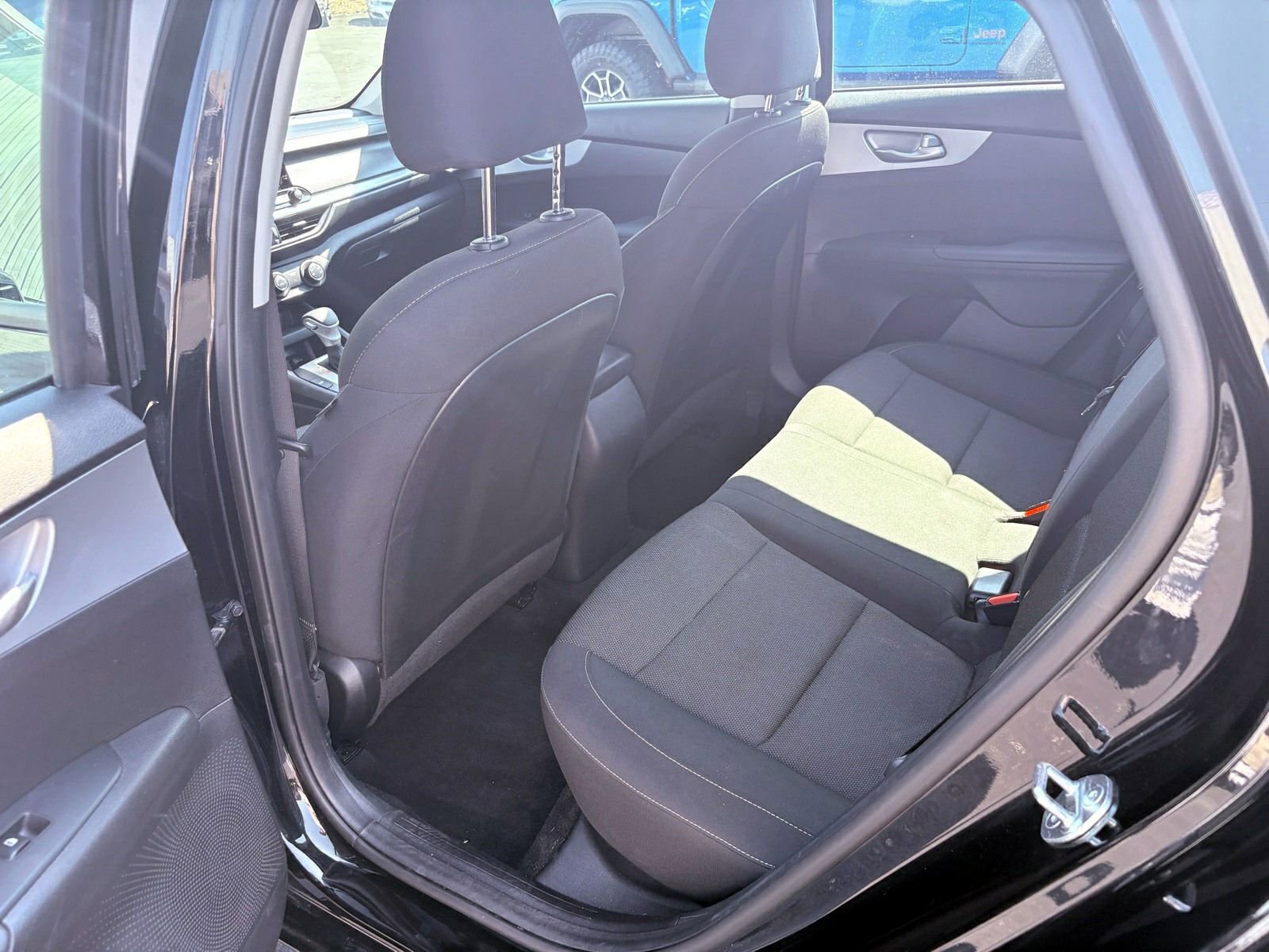 Used 2023 Kia Forte LXS image 17