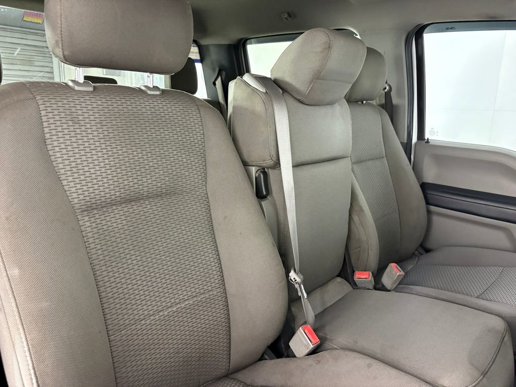 Certified 2019 Ford F250 XLT w/ Snow Plow Prep Package image 35