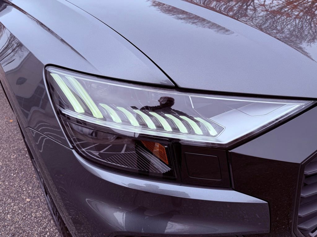 Used 2021 Audi Q8 Premium Plus w/ Premium Plus Package image 17