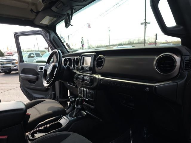 Used 2020 Jeep Wrangler Unlimited Sport S AWD/4WD image 38