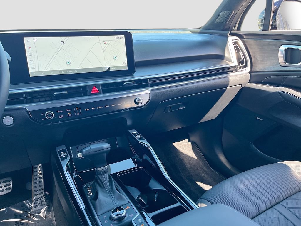 Used 2025 Kia Sorento SX Prestige AWD/4WD image 25