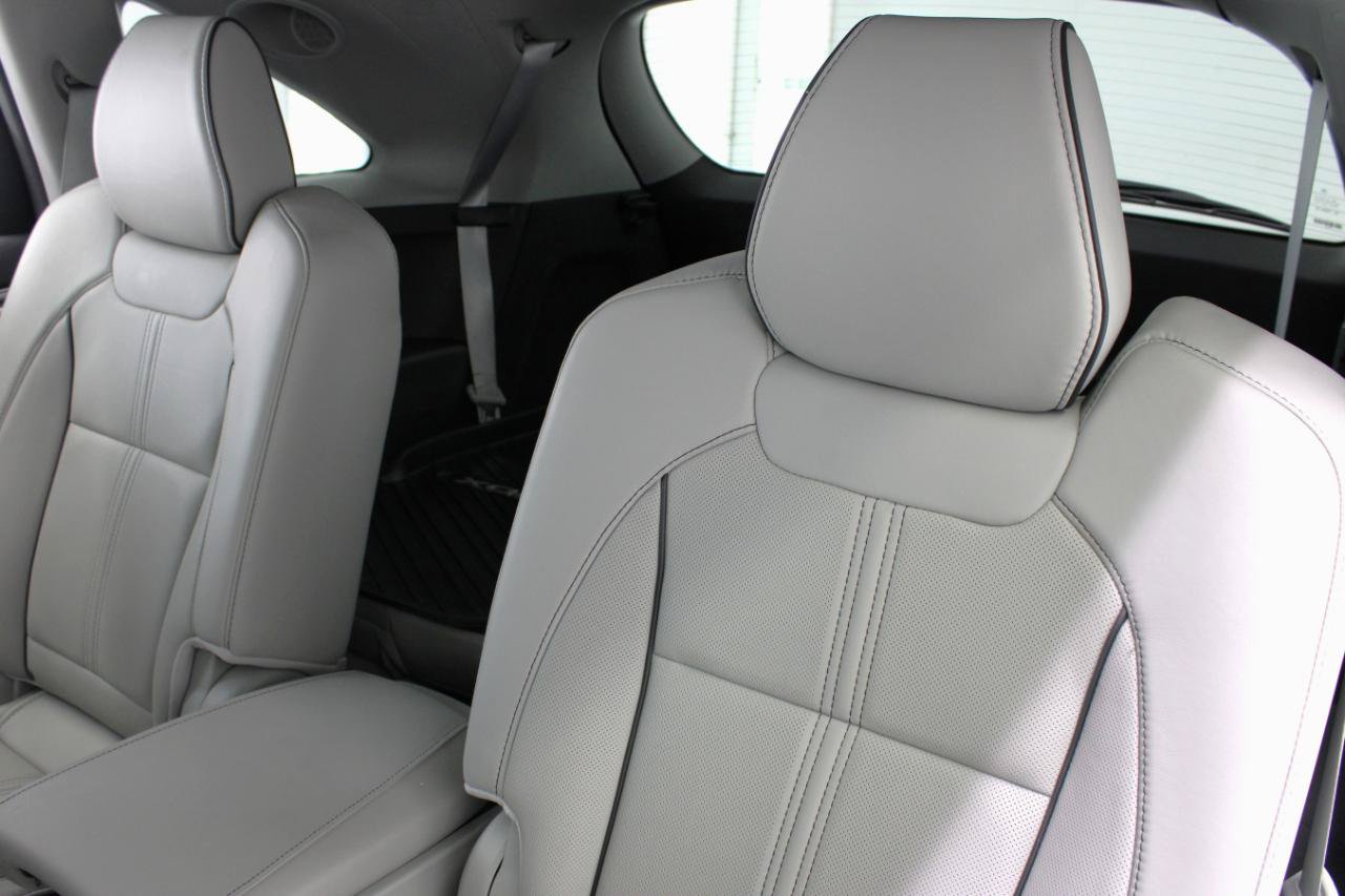 Used 2018 Acura MDX w/ Advance Package FWD image 38