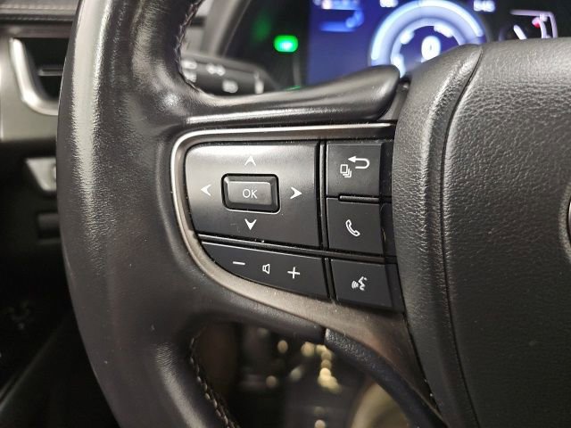 Used 2022 Lexus UX 250h w/ Premium Package image 19