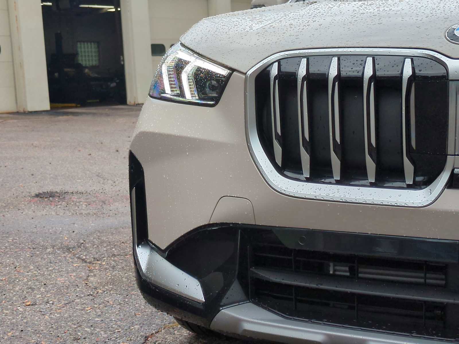 Used 2026 BMW X1 xDrive28i w/ Technology Package image 11