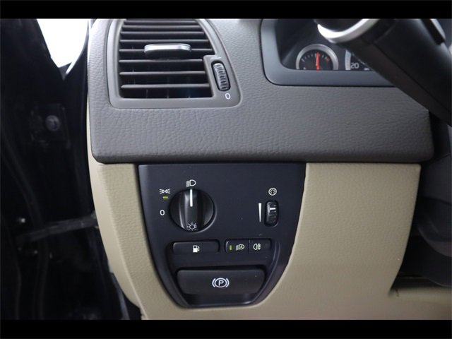 Used 2013 Volvo XC90 3.2 image 22