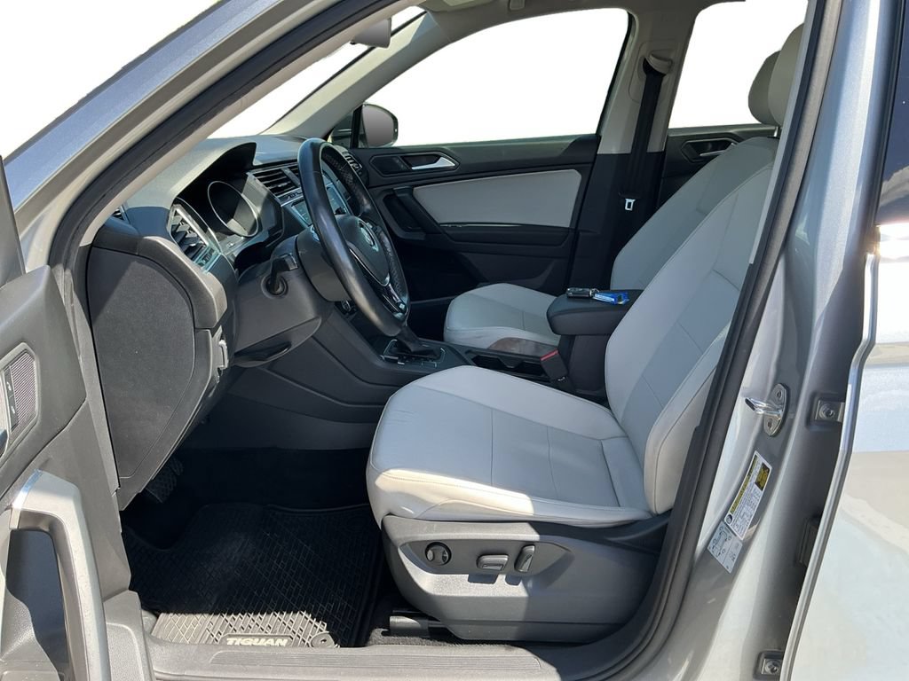 Used 2019 Volkswagen Tiguan SE FWD image 23