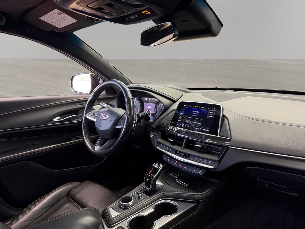 Used 2020 Cadillac CT4 V w/ Climate Package image 9