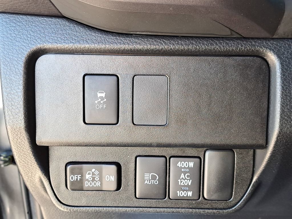 Certified 2022 Toyota Tacoma TRD Sport image 27