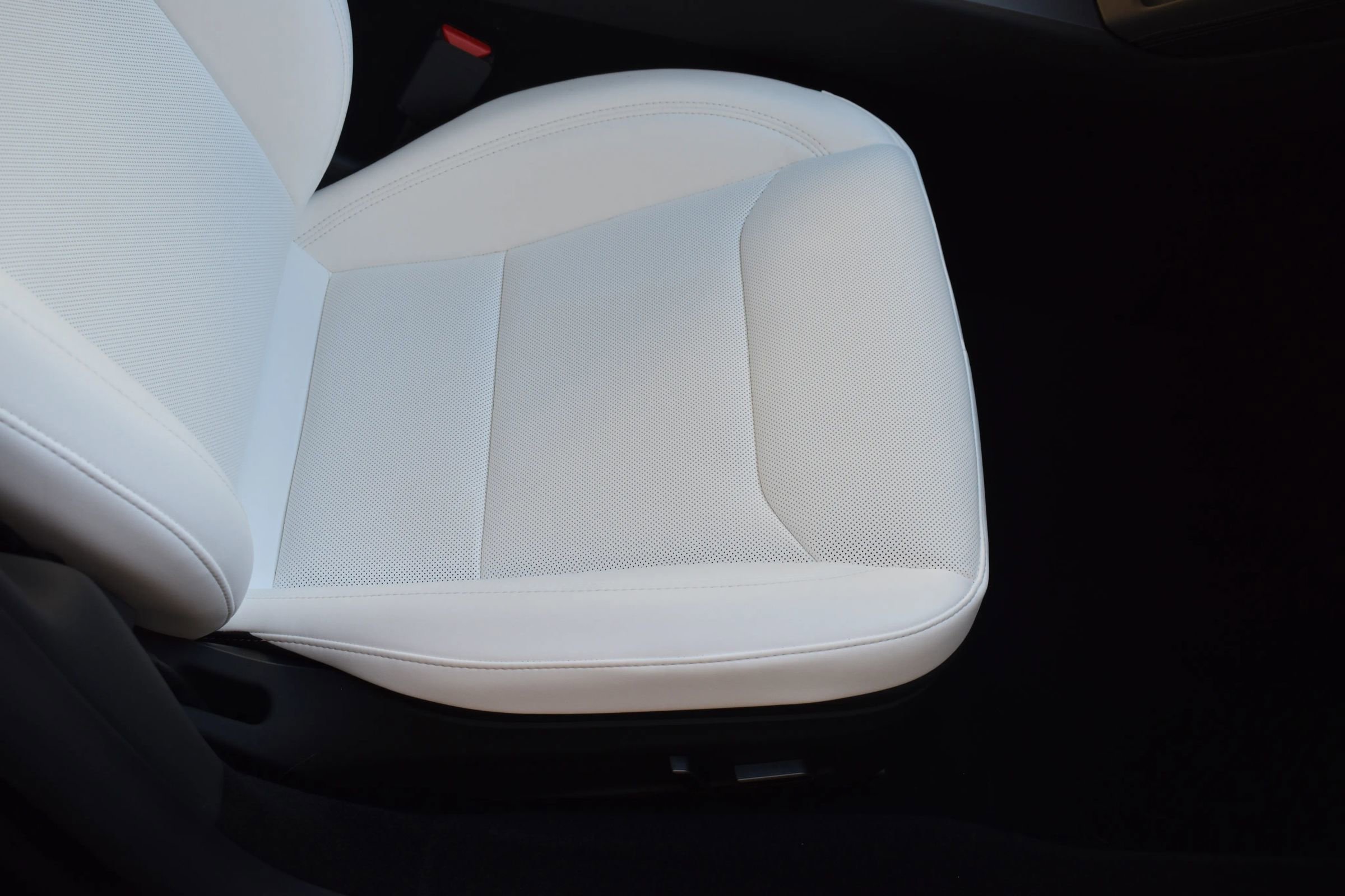 Used 2025 Tesla Model 3 Long Range image 15