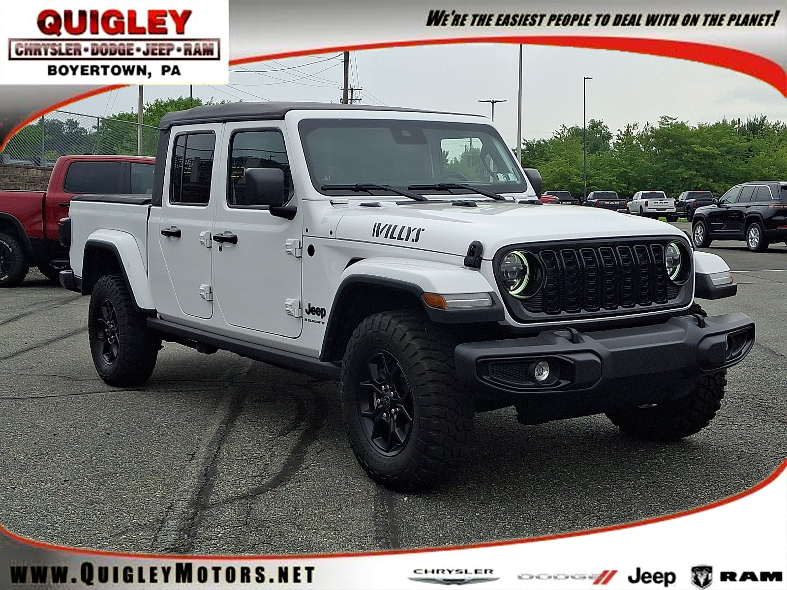 Used 2025 Jeep Gladiator Sport AWD/4WD image 1