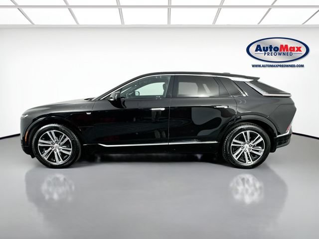 Used 2024 Cadillac Lyriq Luxury AWD/4WD image 9