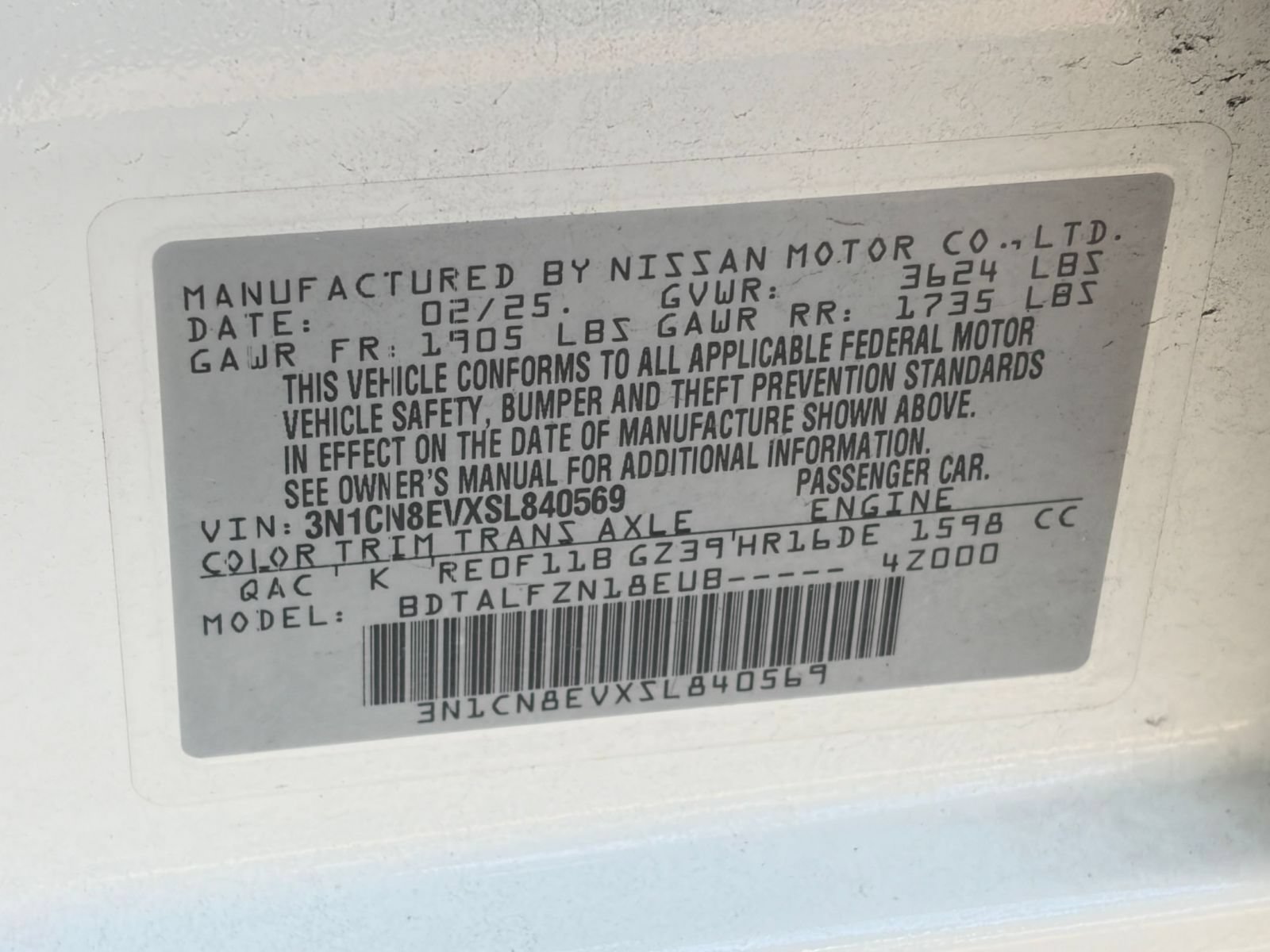 Used 2025 Nissan Versa SV FWD image 27