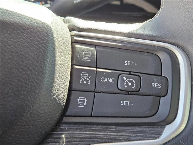 Used 2022 Jeep Wagoneer Series III AWD/4WD image 13