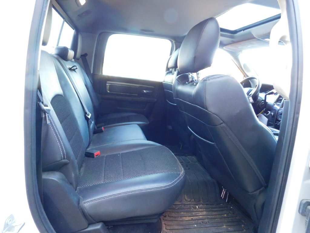 Used 2018 RAM 2500 Big Horn w/ Sport Appearance Group AWD/4WD image 6
