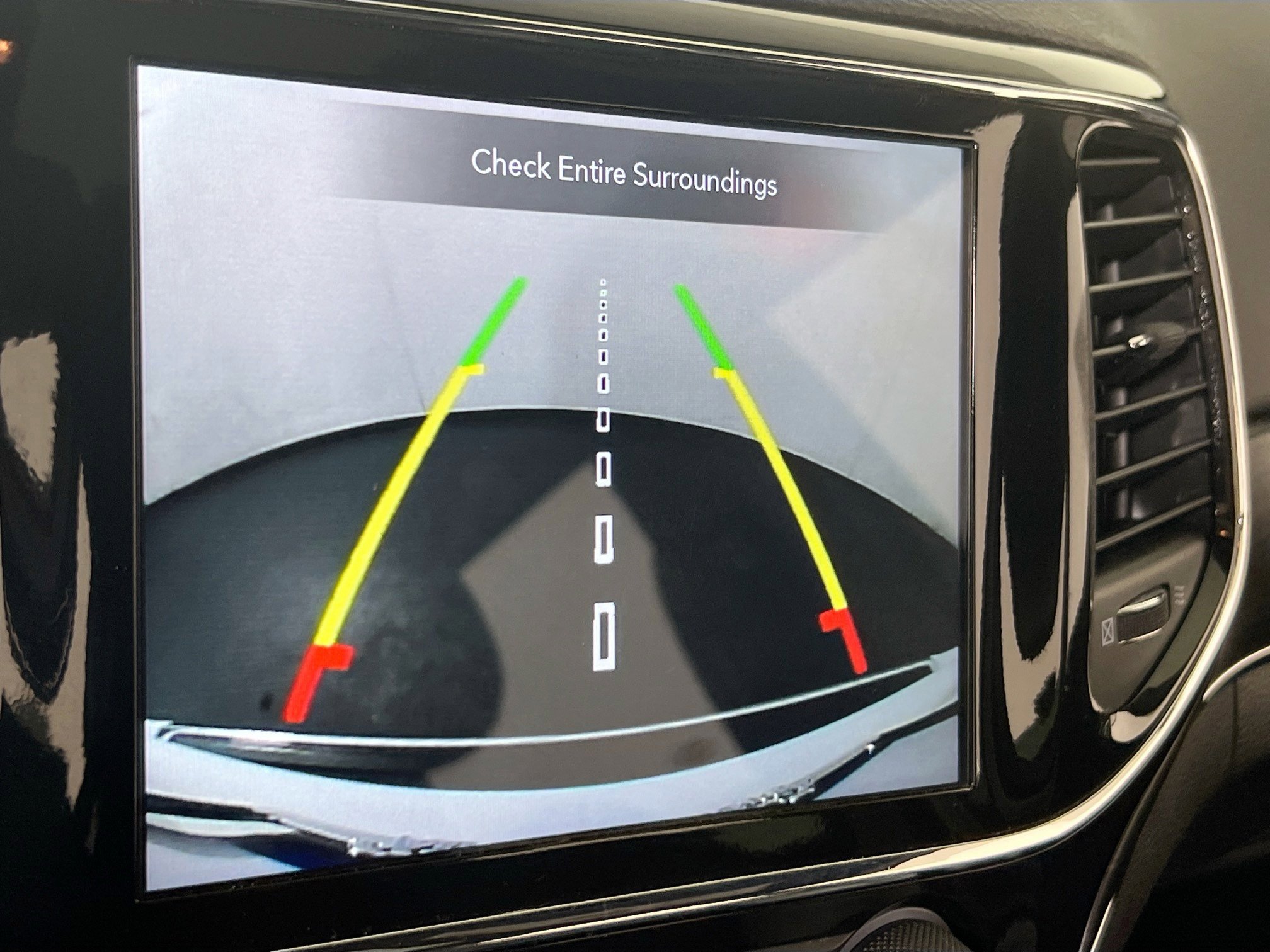 Used 2022 Jeep Grand Cherokee Limited image 14