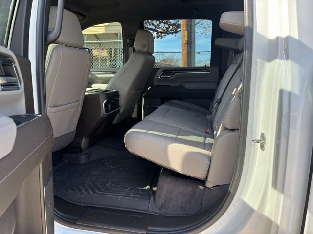 Used 2024 Chevrolet Silverado 2500 LTZ w/ LTZ Convenience Package image 3