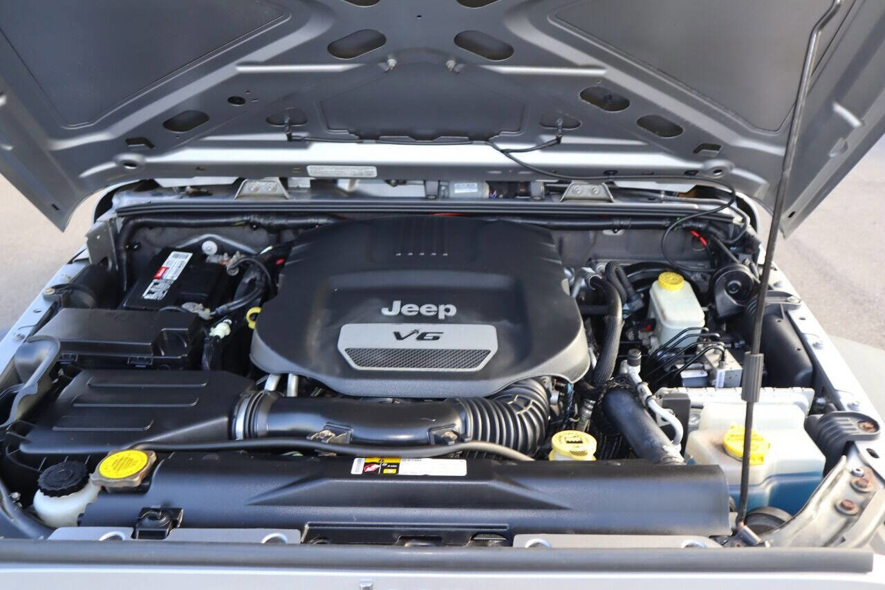 Used 2014 Jeep Wrangler Unlimited Sport w/ Quick Order Package 24S image 39