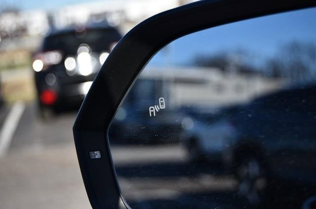 Certified 2023 Volkswagen Atlas SE image 10