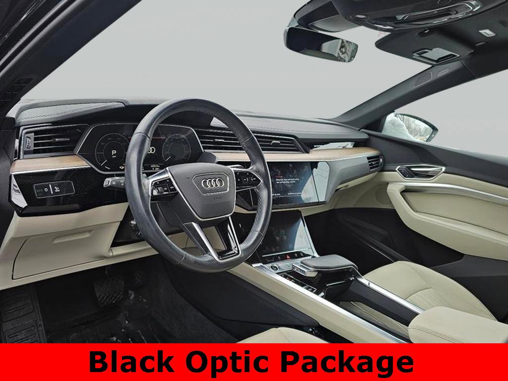 Used 2024 Audi Q8 e-tron Premium Plus w/ Premium Plus Package image 4