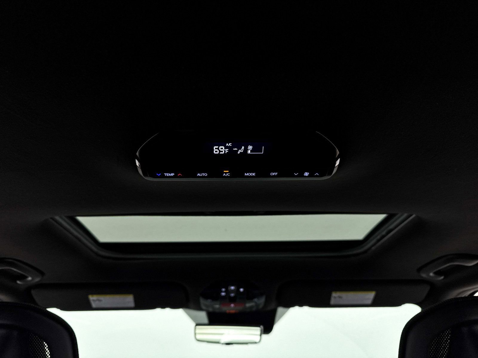 Used 2024 Kia EV9 GT-Line image 33