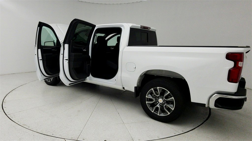 Certified 2025 Chevrolet Silverado 1500 LT w/ Safety Package image 11