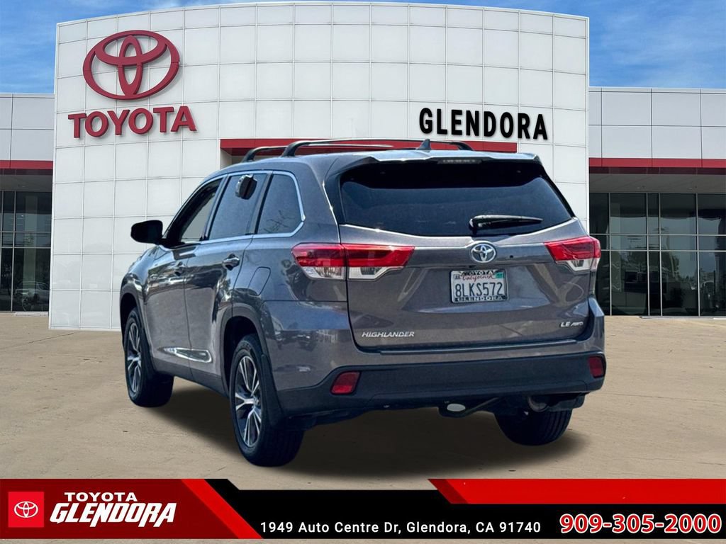 Certified 2019 Toyota Highlander Plus w/ Carpet Mat Package (TMS) AWD/4WD image 8