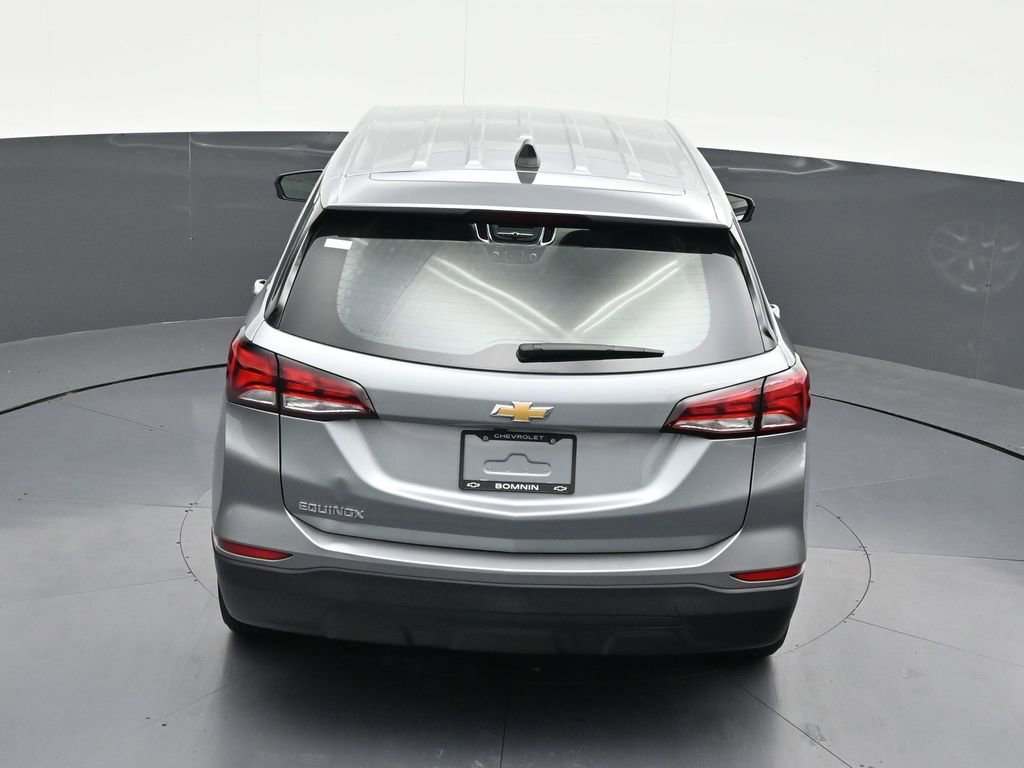 Used 2024 Chevrolet Equinox LS FWD image 18
