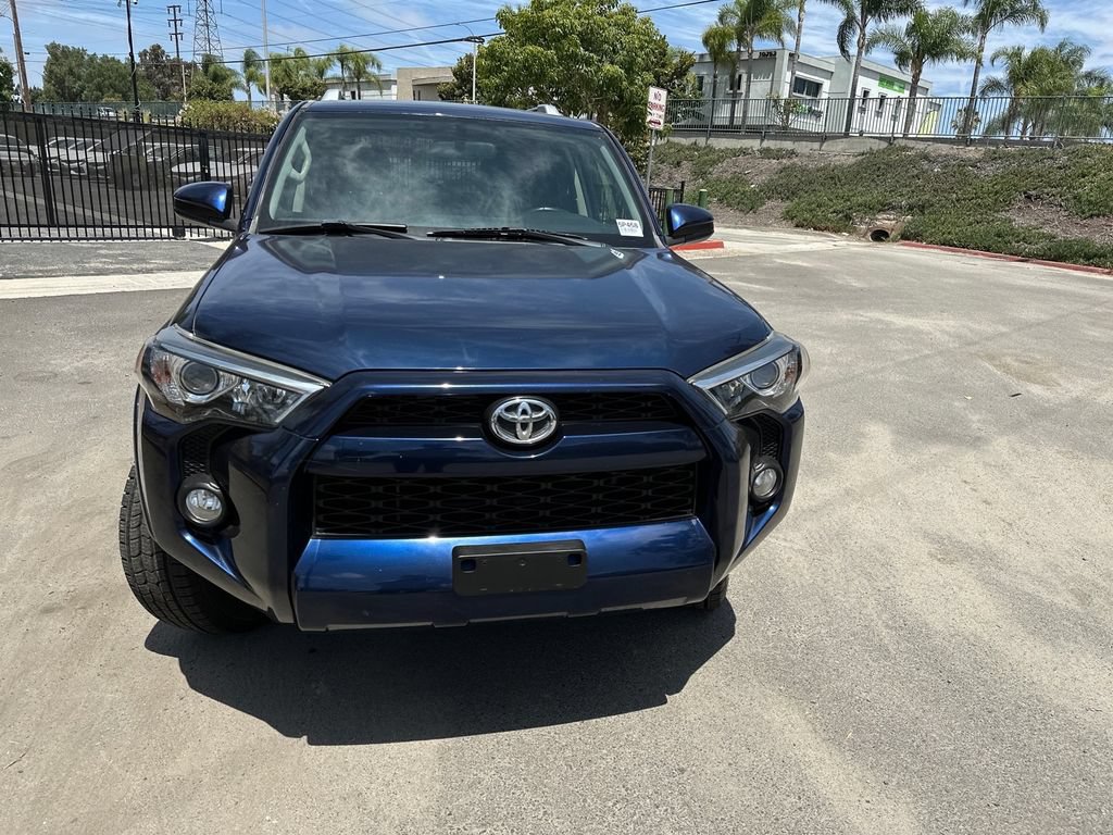 Used 2018 Toyota 4Runner SR5 RWD image 8