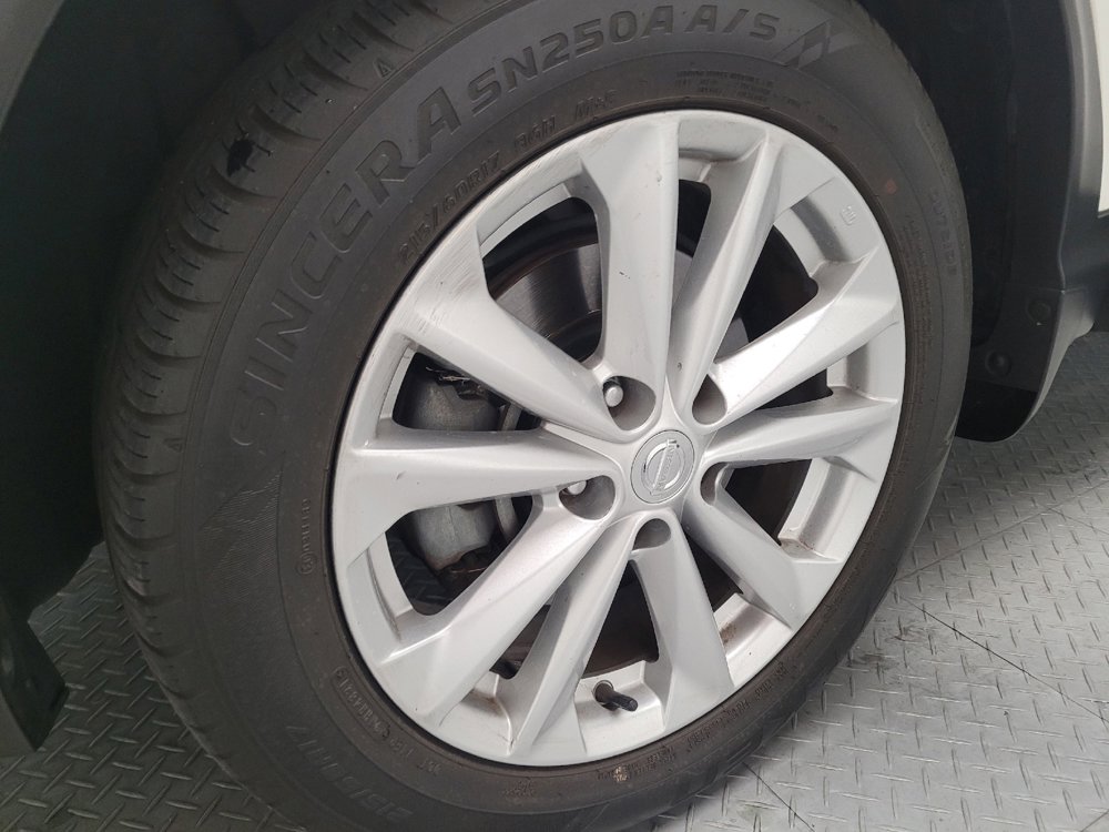 Used 2018 Nissan Rogue Sport S w/ S Appearance Package image 31