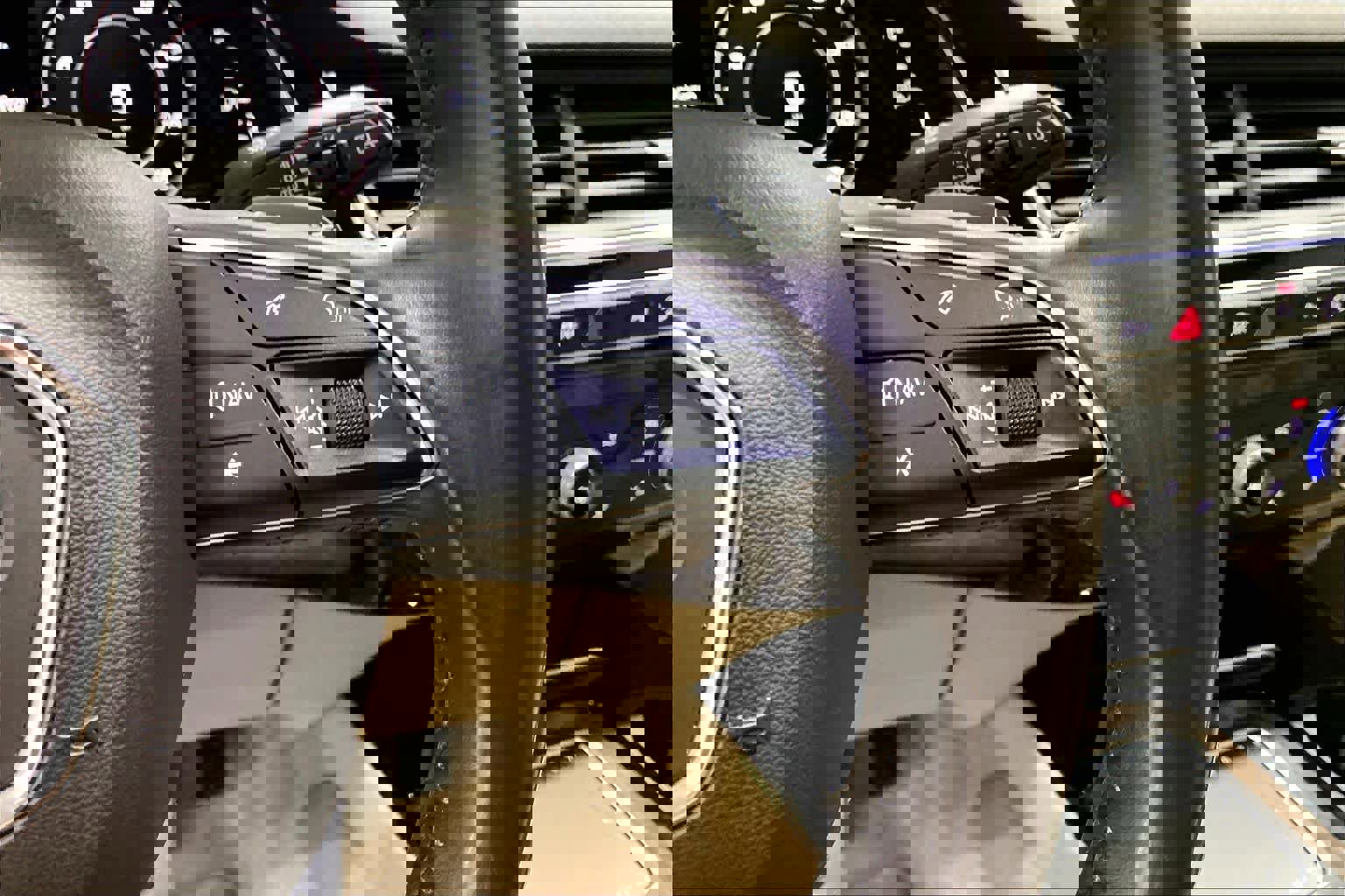 Used 2017 Audi Q7 3.0T Premium Plus w/ Premium Plus Package image 22