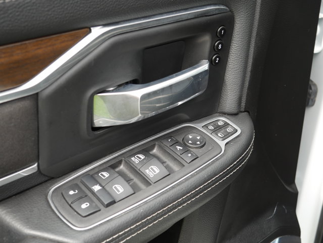 Used 2024 RAM 2500 Laramie AWD/4WD image 15
