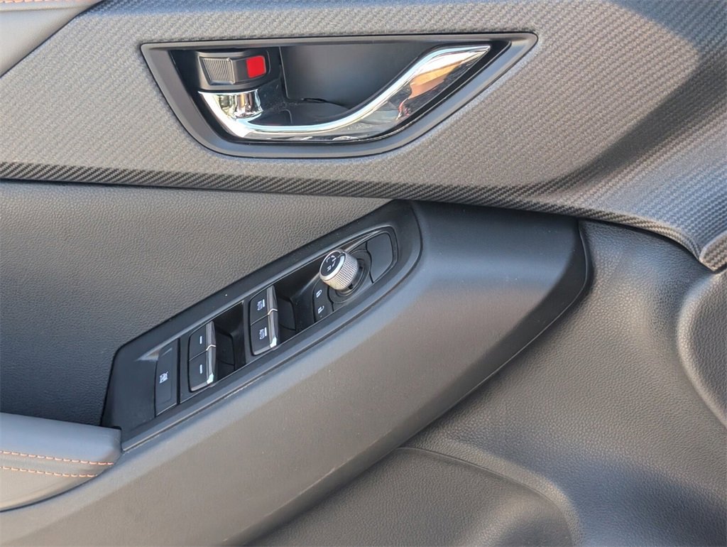 Used 2025 Subaru Crosstrek 2.5i Limited image 31