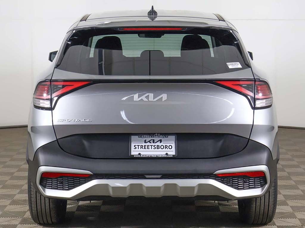 Used 2023 Kia Sportage LX AWD/4WD image 11
