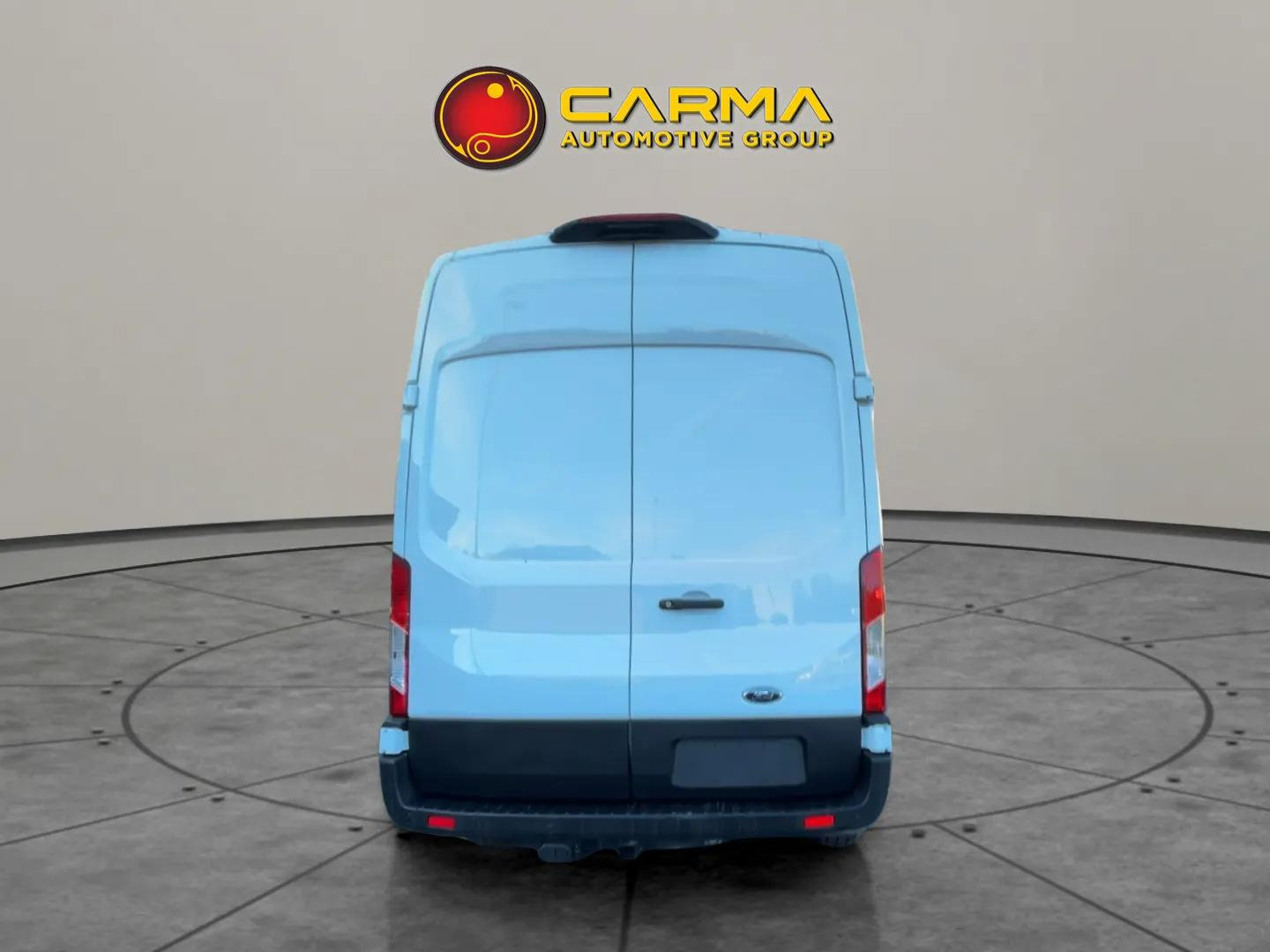 Used 2023 Ford Transit 250 148 High Roof image 4