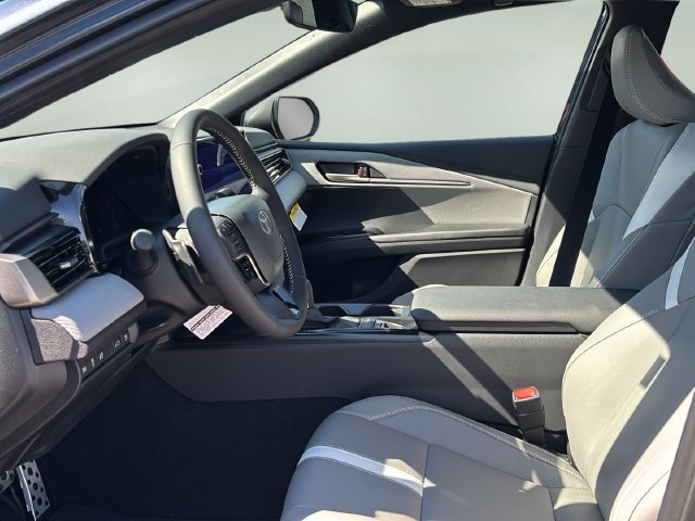 New 2026 Toyota Camry SE w/ Multimedia Upgrade Package FWD image 17