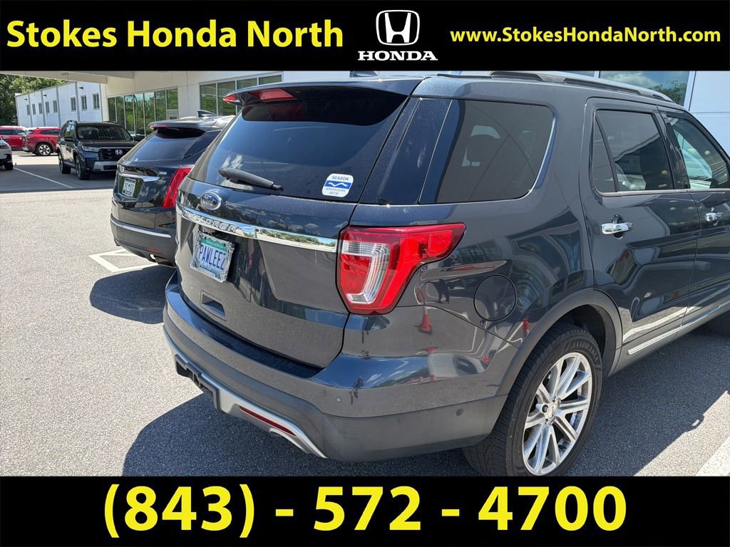 Used 2017 Ford Explorer Limited w/ Equipment Group 301A FWD image 5