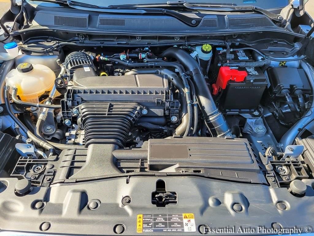 Used 2023 Lincoln Corsair AWD w/ Towing Package image 36